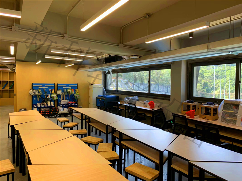 中學(xué)創(chuàng)客實(shí)驗(yàn)室