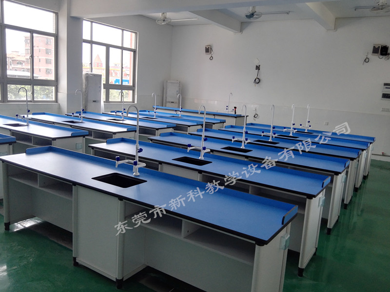 <a href='http://www.kbexpo.cn/chanpin/53-1.html' target='1' style='font-size:18px; font-weight:bold; color:#000000;'>科學(xué)實(shí)驗(yàn)室</a>