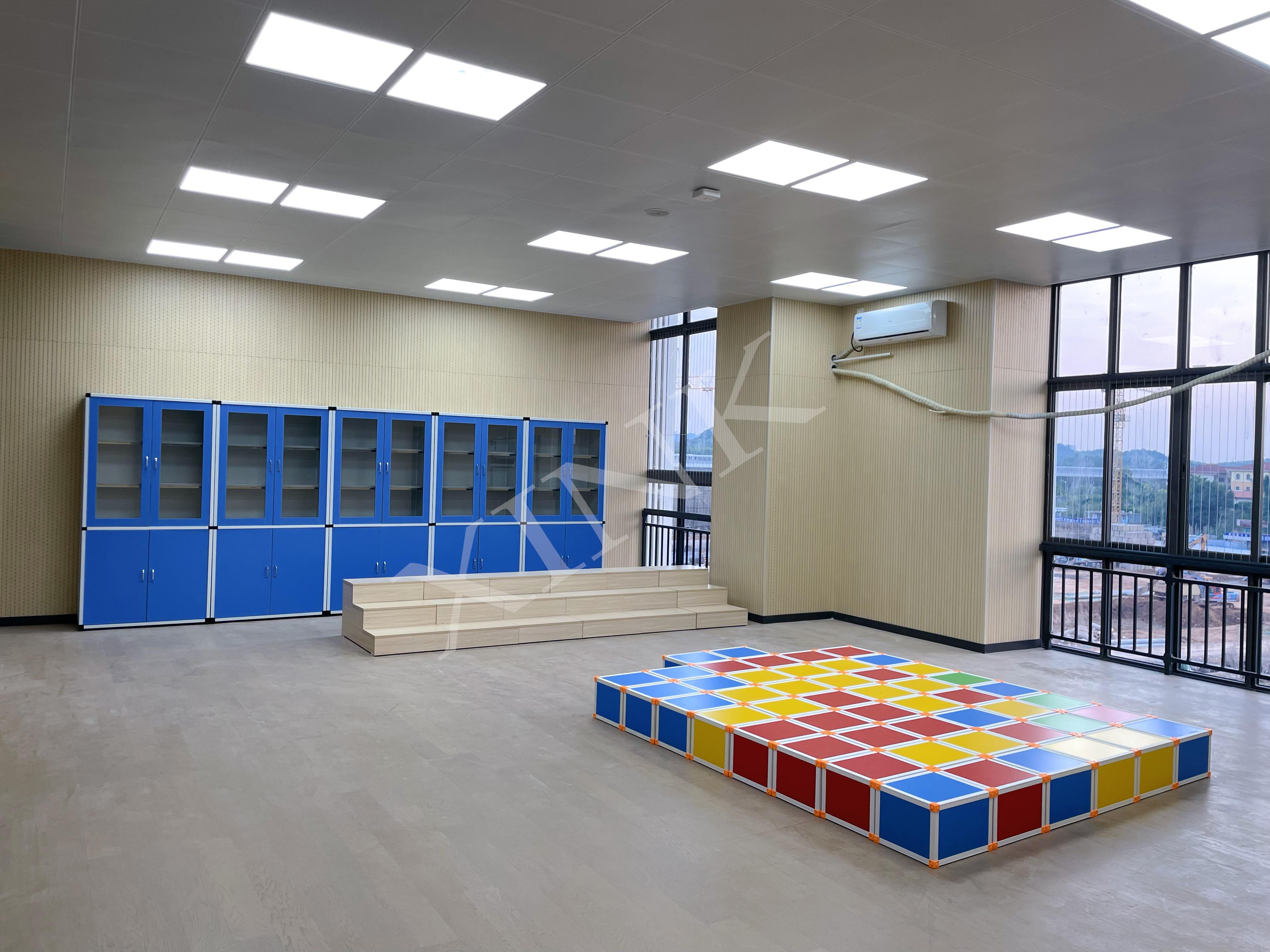 <a href='http://www.kbexpo.cn/chanpin/59-1.html' target='1' style='font-size:18px; font-weight:bold; color:#000000;'>舞蹈室</a>