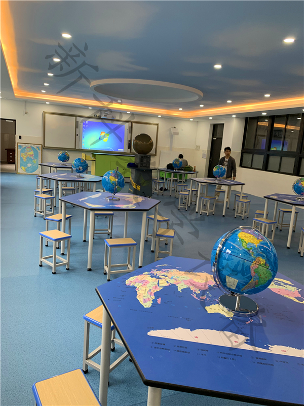 <a href='http://www.kbexpo.cn/chanpinyiji/42-1.html' target='1' style='font-size:14px; font-weight:bold; color:#0080ff;'>地理專用教室</a>